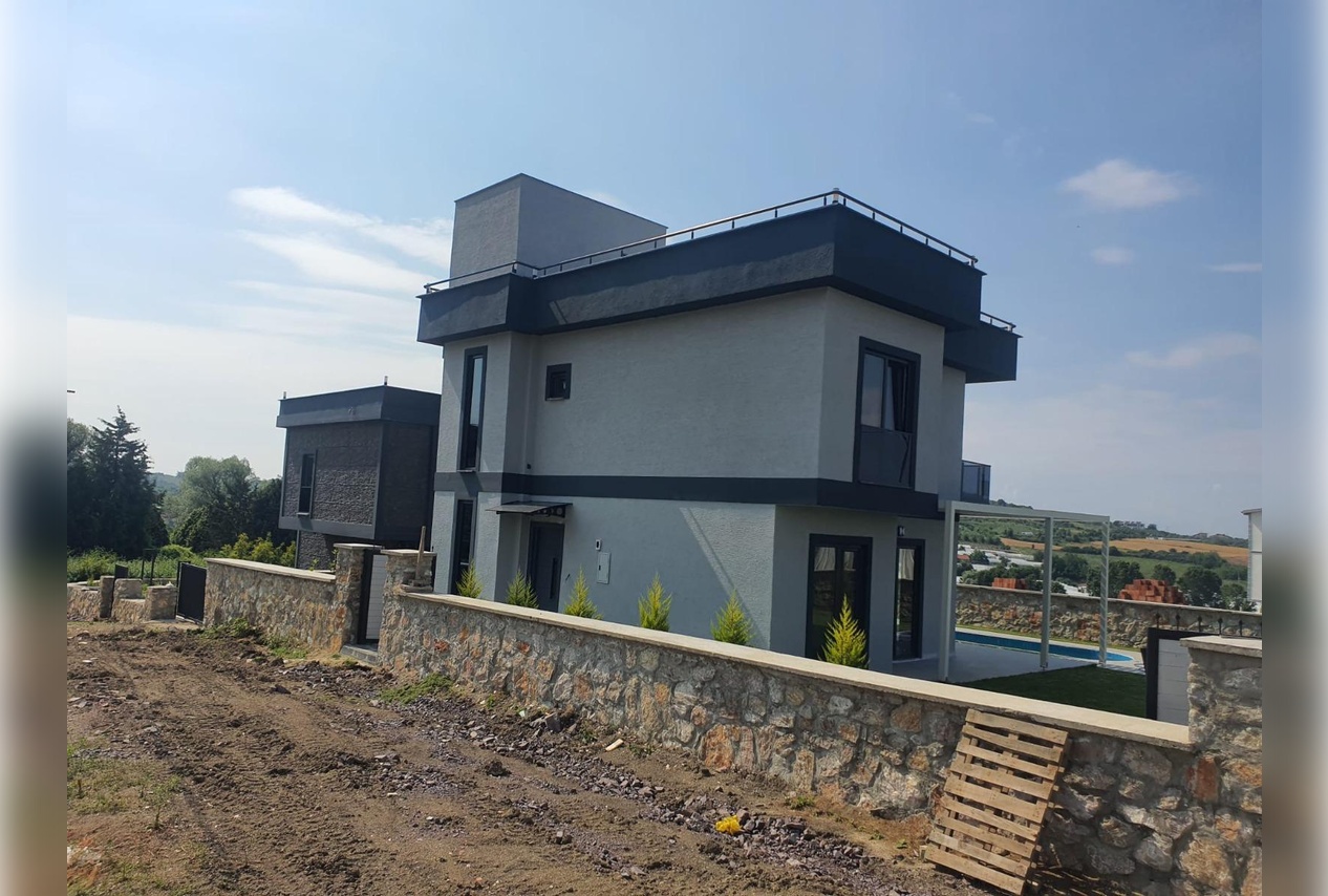 Yalova Havuzlu Lüks Villa